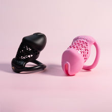 Lade das Bild in den Galerie-Viewer, Beginner 3D Printed Resin Male Chastity Cage