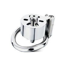 Lade das Bild in den Galerie-Viewer, Shrinking Chastity Cage With Belt - Metalchastity