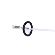 Lade das Bild in den Galerie-Viewer, Stainless Steel and Rubber Penis Plug With Silicone Ring - Metalchastity