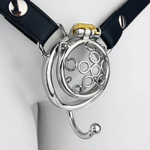 Lade das Bild in den Galerie-Viewer, Neuer Keuschheitskäfig aus Fünf-Sterne-Radschmiedekunst mit Gürtel