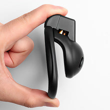 Lade das Bild in den Galerie-Viewer, JEUSN Small Male Chastity Device
