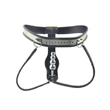 Lade das Bild in den Galerie-Viewer, Chastity Belt With Vaginal Plug
