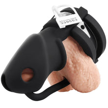 Lade das Bild in den Galerie-Viewer, Classic Reimagined Silicone Chastity Cage 5
