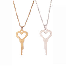 Lade das Bild in den Galerie-Viewer, Heart Shaped Chastity Cage Cylinder Lock With Chain
