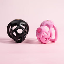 Charger l'image dans la galerie, Hera's Invisible Male Chastity Cage

