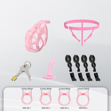 Lade das Bild in den Galerie-Viewer, Invisible Cobra Chastity Cage With Silicone Ring 35
