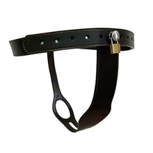 Lade das Bild in den Galerie-Viewer, Leather Female Lockable Chastity Belt
