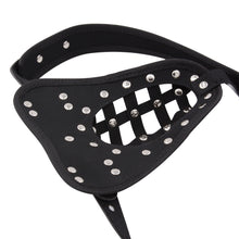 Lade das Bild in den Galerie-Viewer, Leather Male Chastity Belt
